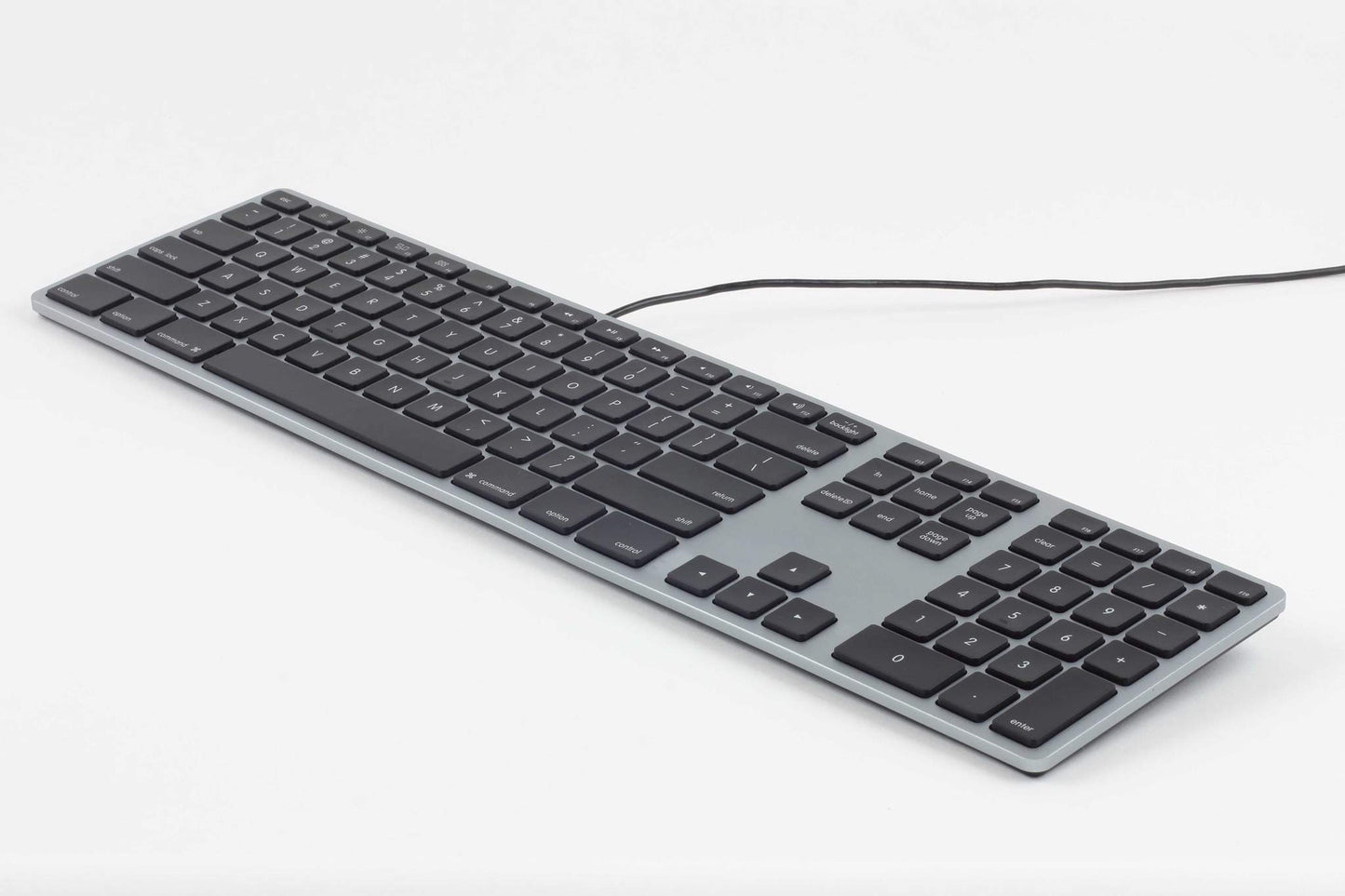 MATIAS - RGB BACKLIT WIRED ALUM KEYBOARD MAC PT (SPACE GREY)